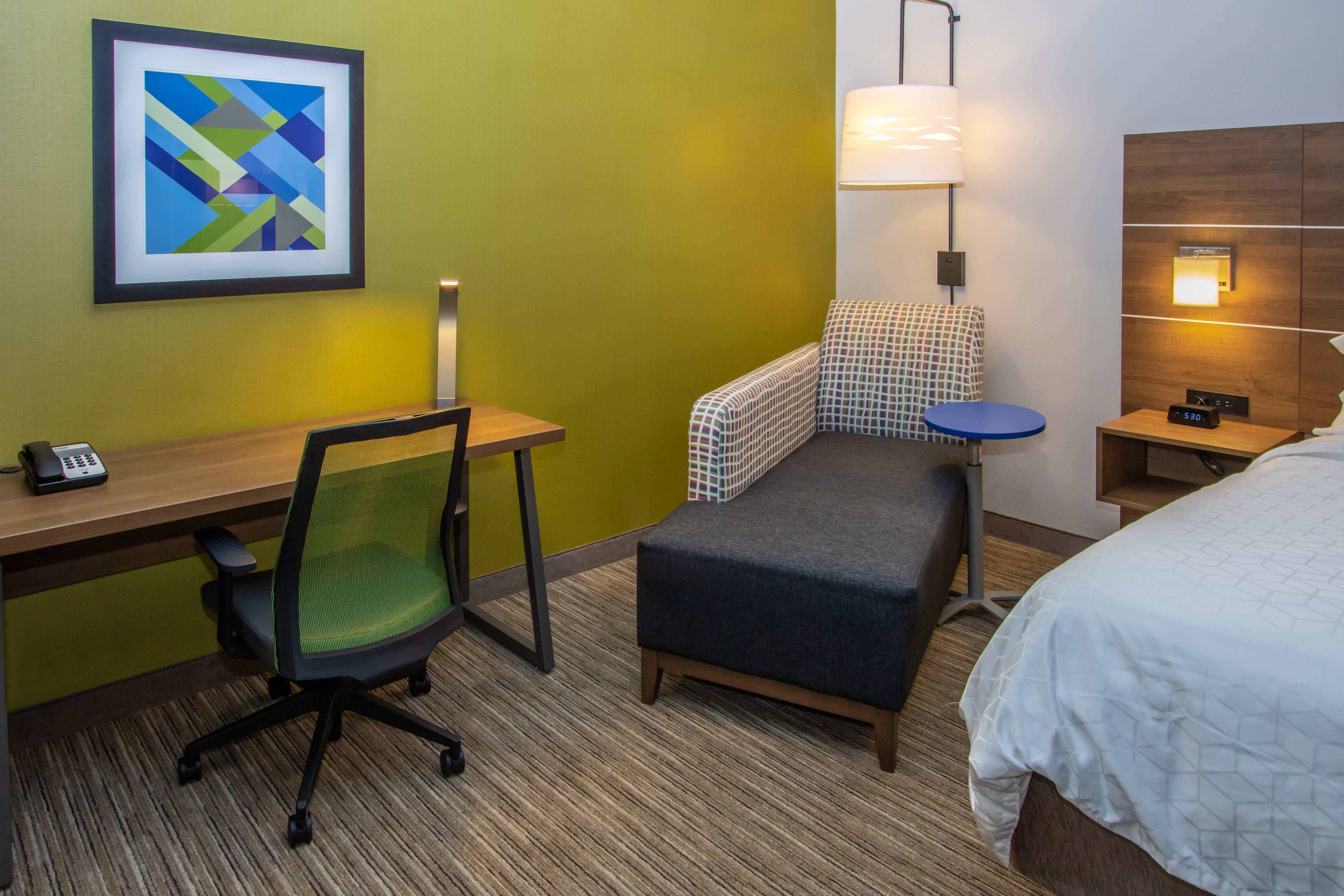 Holiday Inn Express Hotel & Suites Roseville - Galleria Area By Ihg Exteriér fotografie