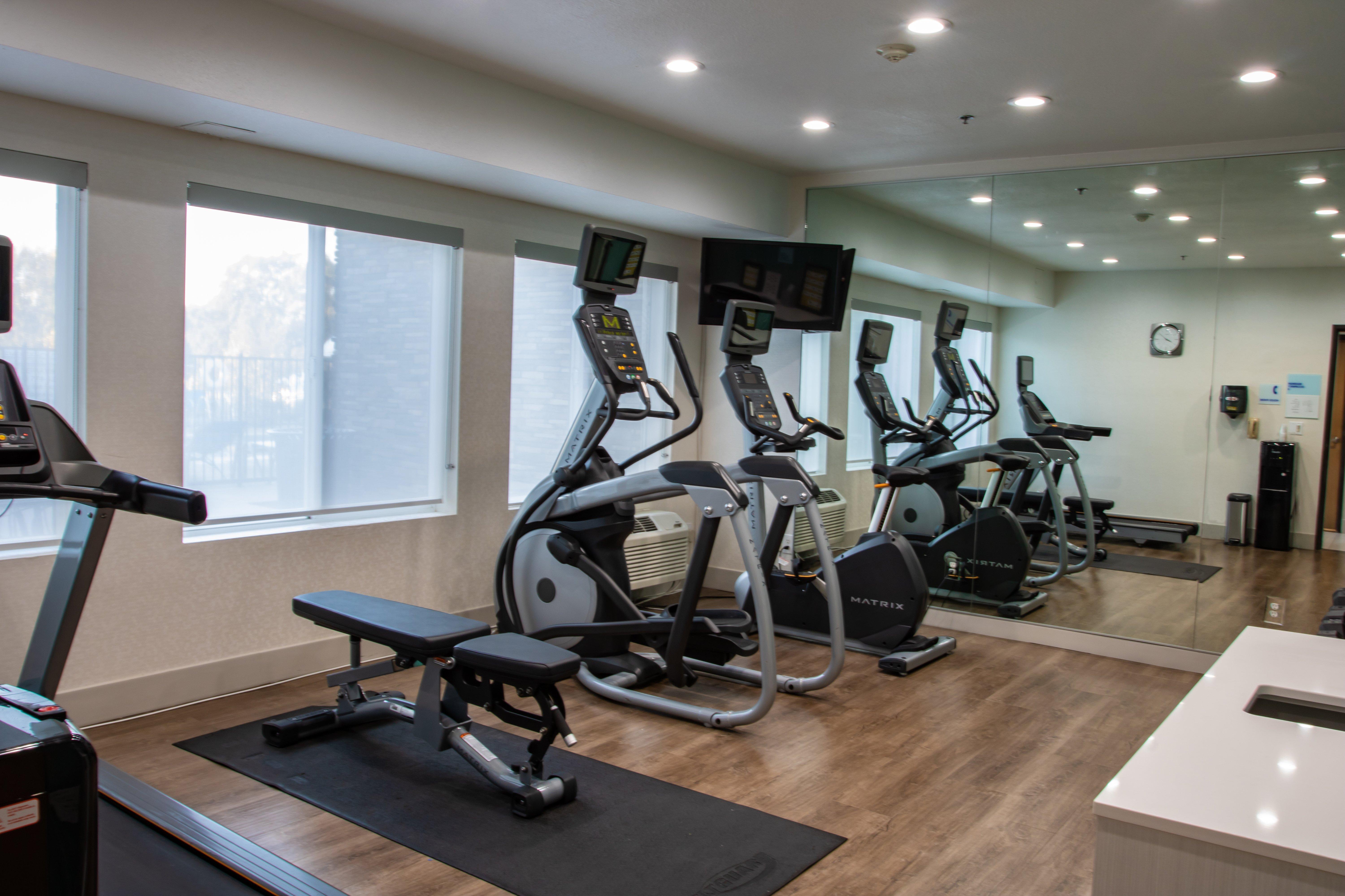 Holiday Inn Express Hotel & Suites Roseville - Galleria Area By Ihg Exteriér fotografie