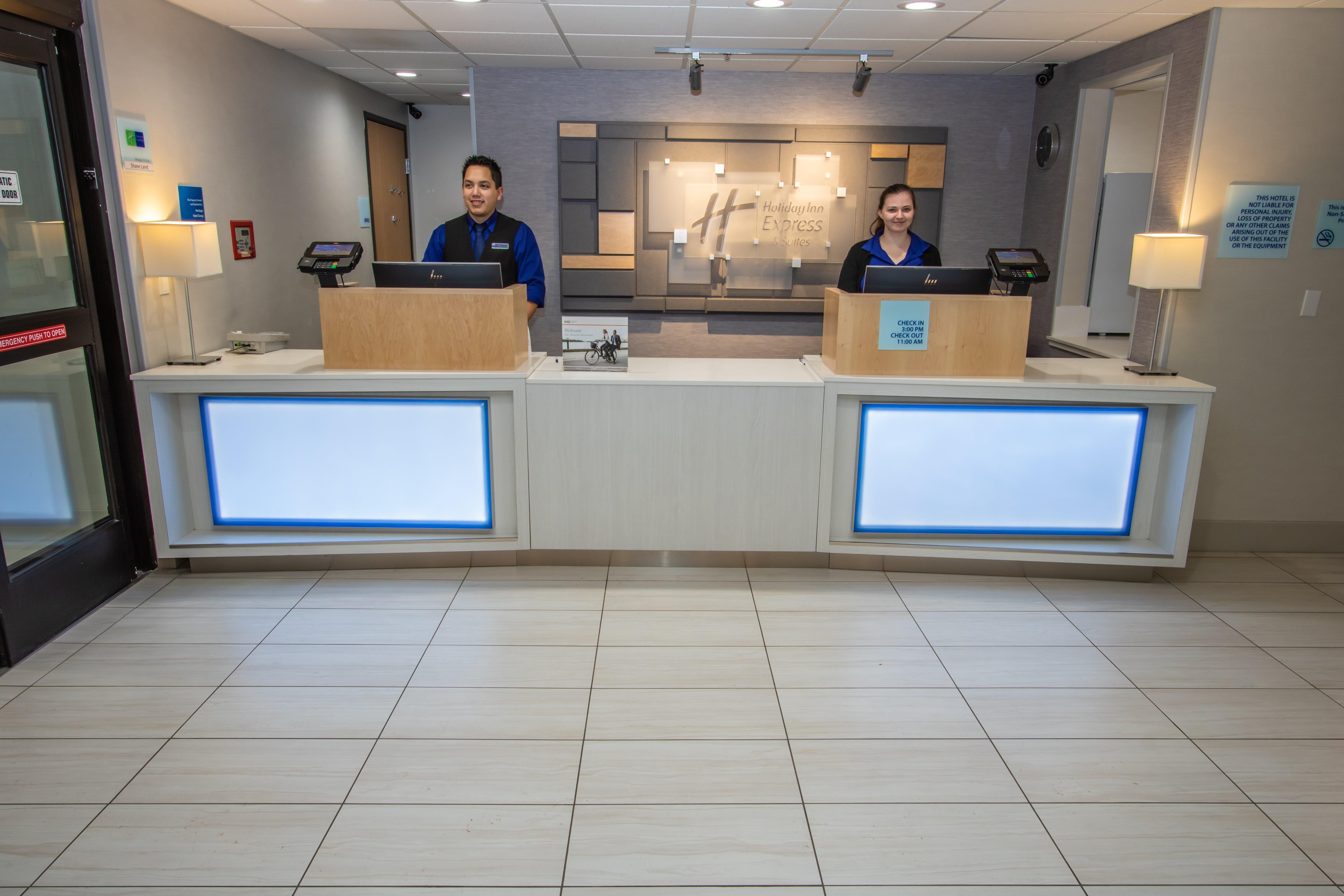 Holiday Inn Express Hotel & Suites Roseville - Galleria Area By Ihg Exteriér fotografie