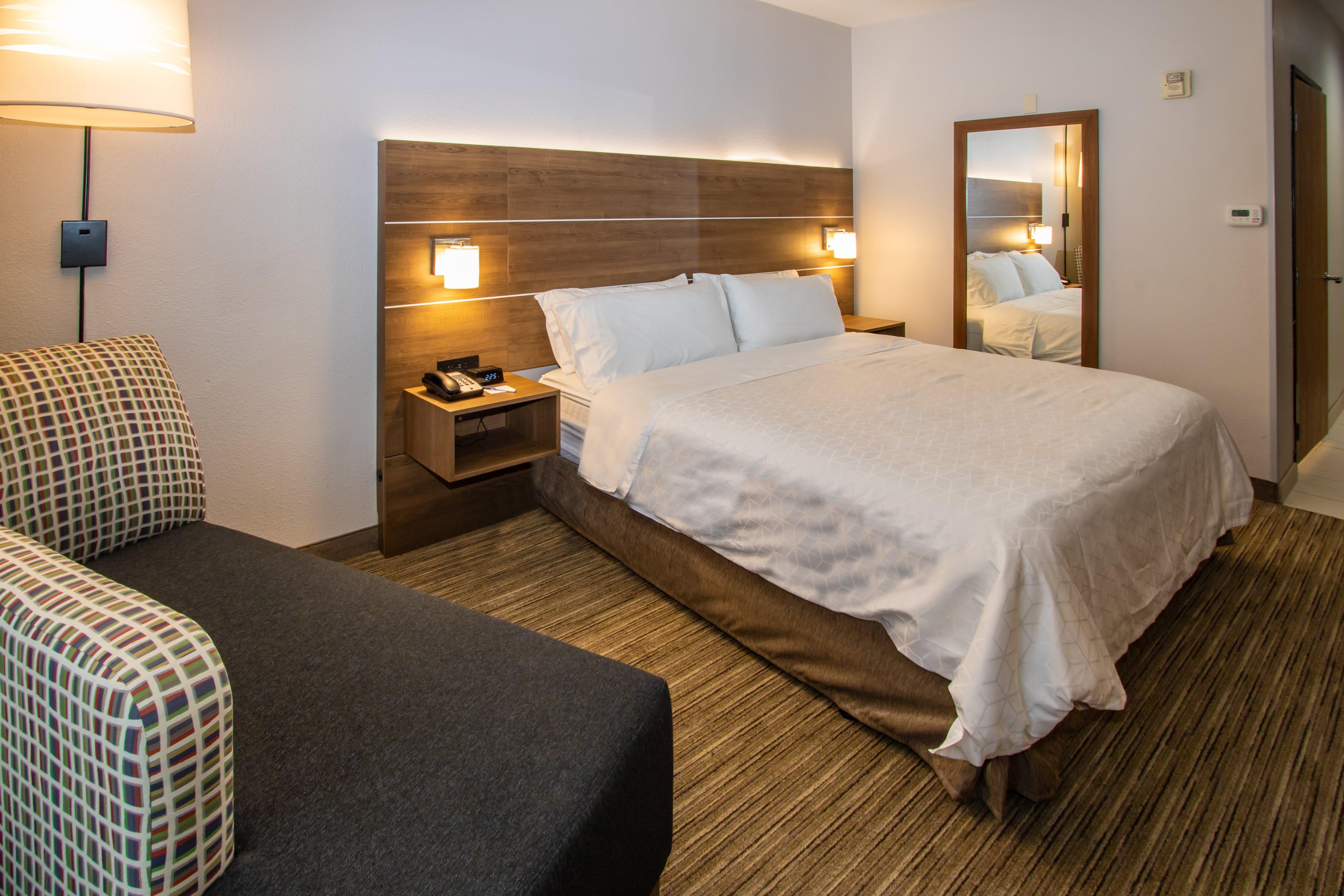 Holiday Inn Express Hotel & Suites Roseville - Galleria Area By Ihg Exteriér fotografie