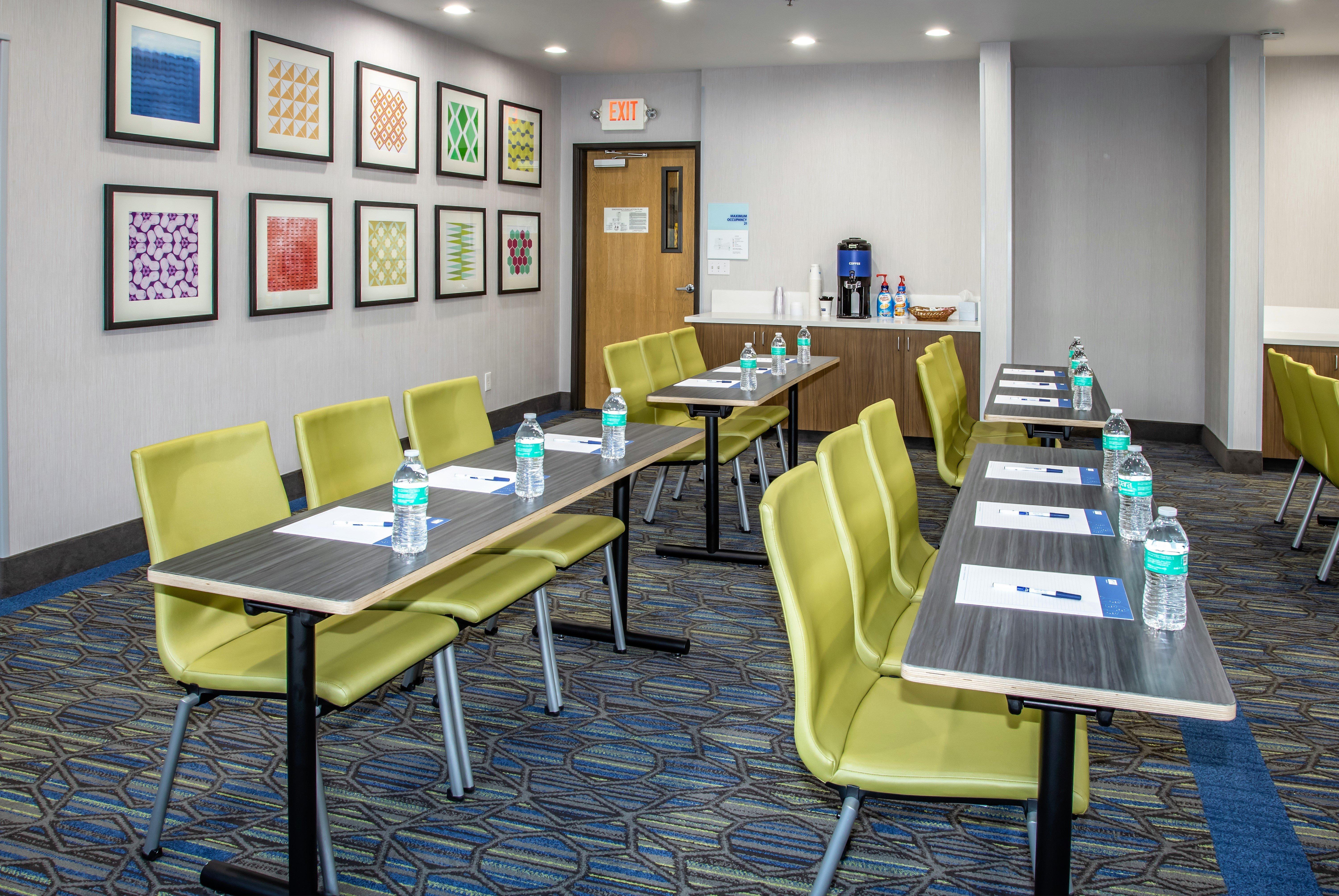 Holiday Inn Express Hotel & Suites Roseville - Galleria Area By Ihg Exteriér fotografie