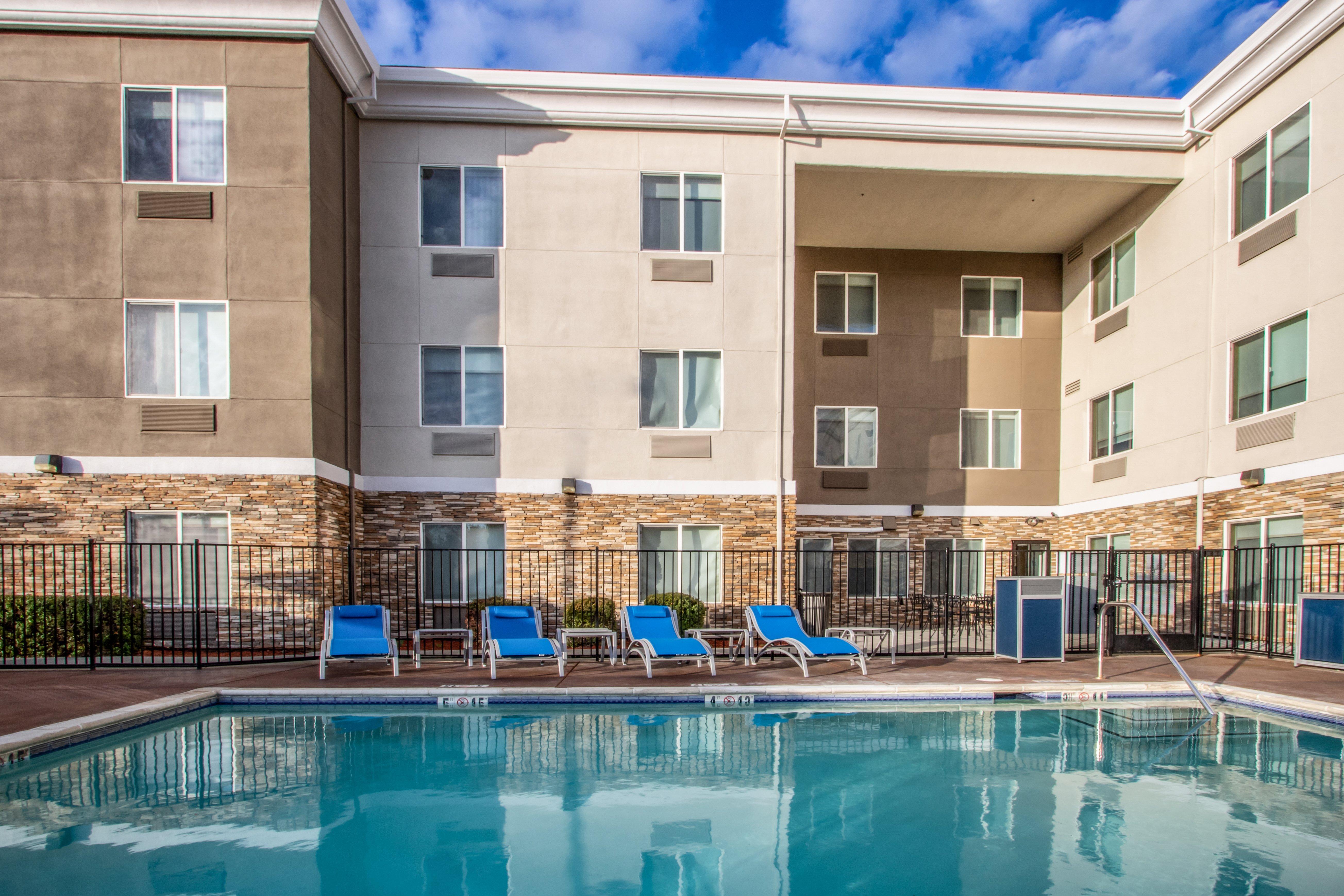 Holiday Inn Express Hotel & Suites Roseville - Galleria Area By Ihg Exteriér fotografie