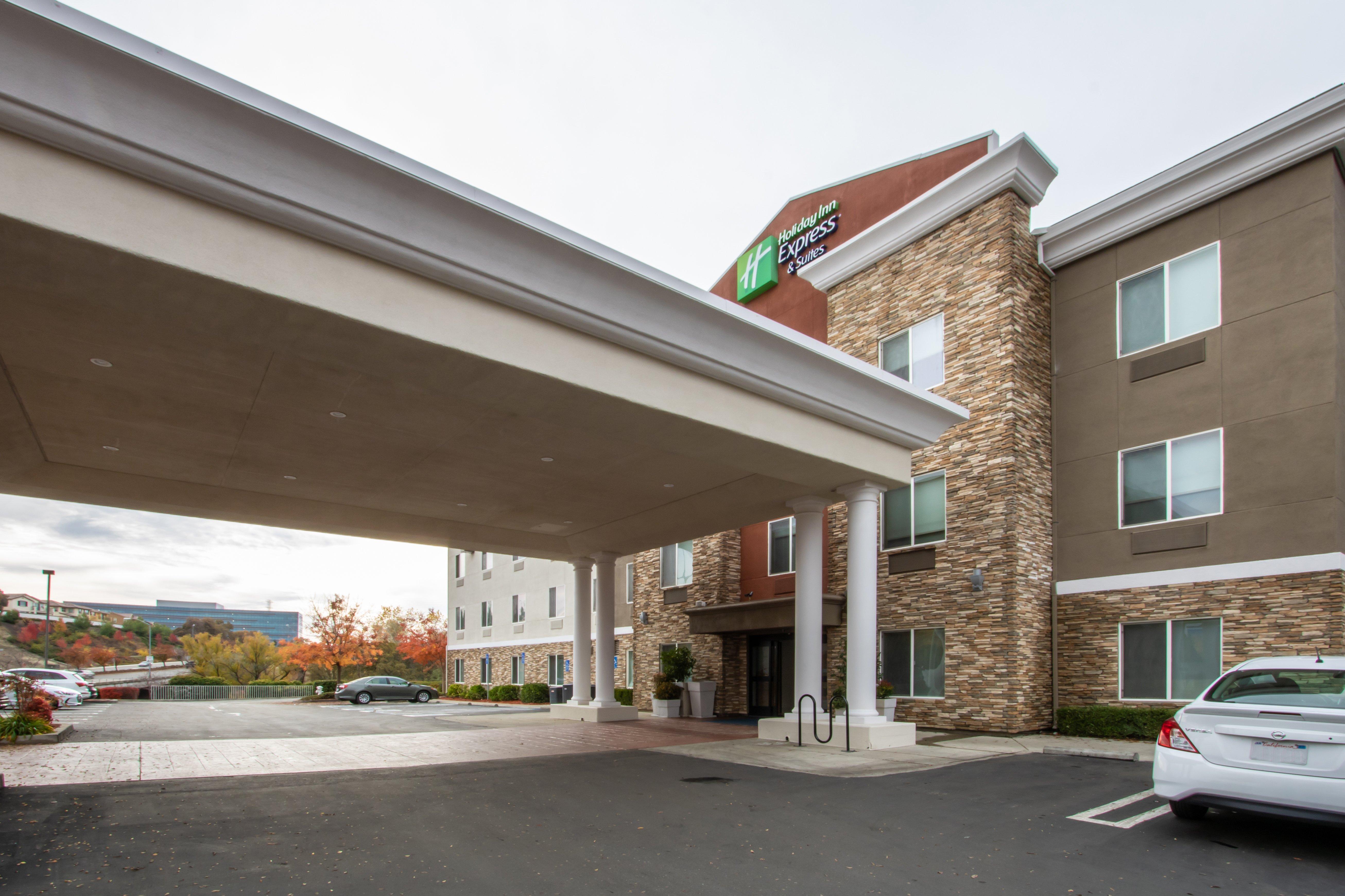 Holiday Inn Express Hotel & Suites Roseville - Galleria Area By Ihg Exteriér fotografie